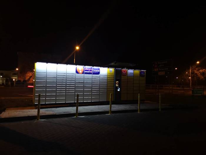 Paczkomat RAD03A Stacja paliw BP