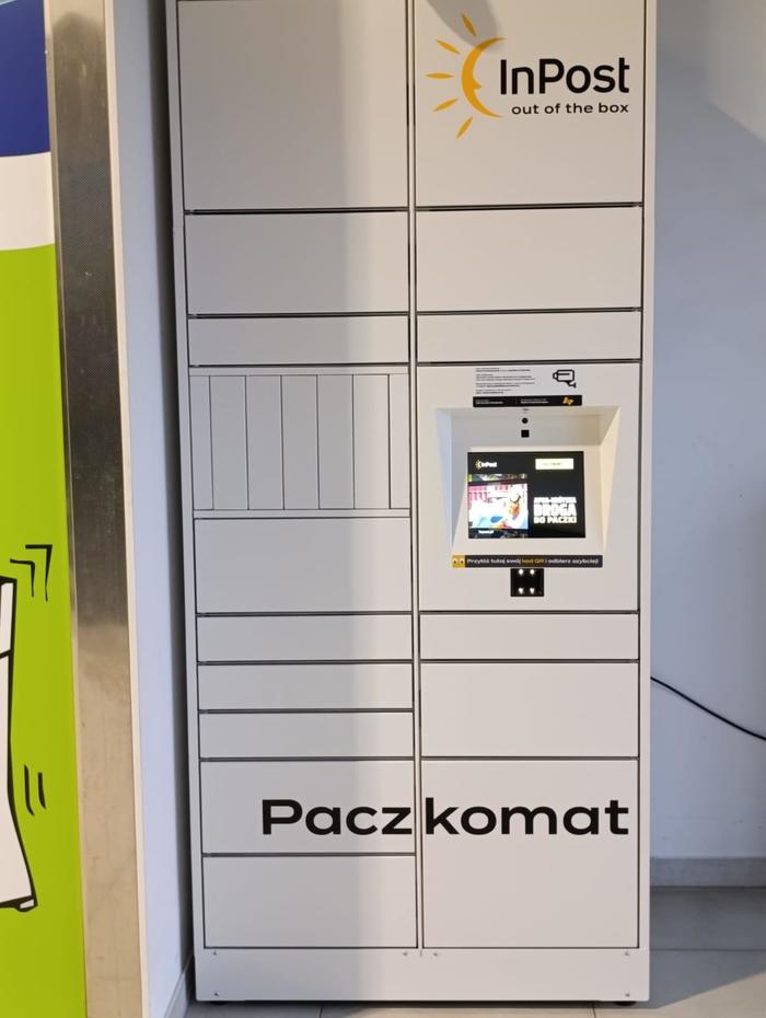 Поштомат RAD03HP W centrum handlowym Mulivo