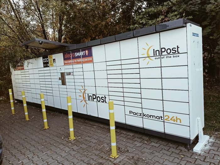 Поштомат RAD06N Parking przy Delikatesach Centrum