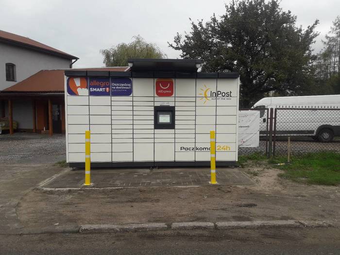 Paczkomat RAD41M Przed Robmłynem
