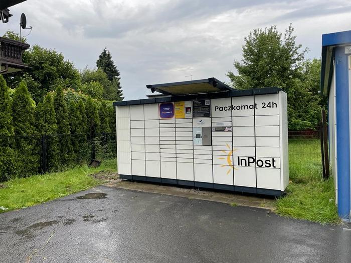 Parcel Locker RAL02N Przy sklepie spożywczym