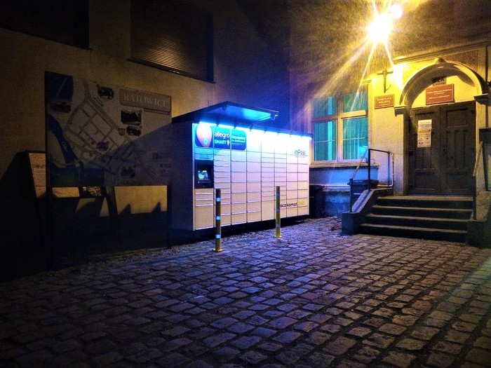 Paczkomat RAT01M Przy Bibliotece
