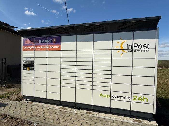 Paczkomat RBL01BAPP przy sklepie Groszek