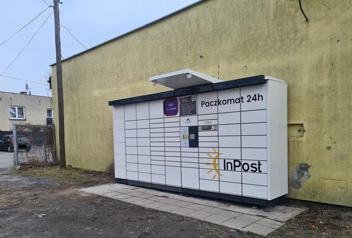 Paczkomat RCL01N Przy sklepie Lewiatan