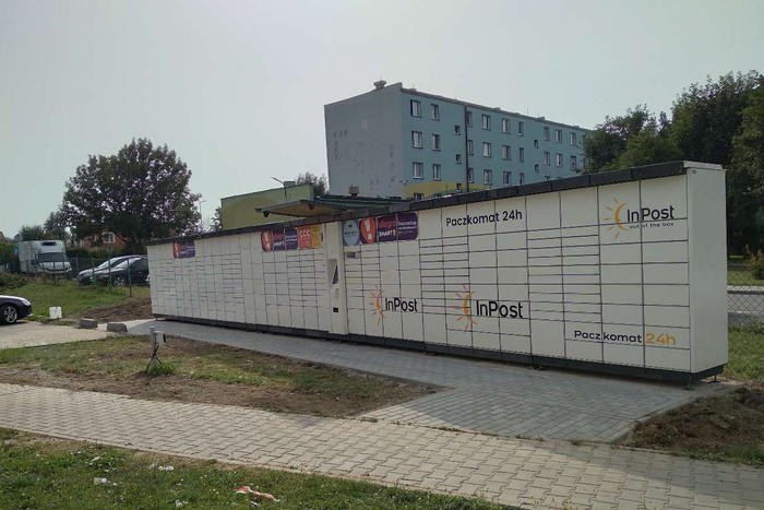 Paczkomat RDY01A Przy sklepie Delikatesy Centrum