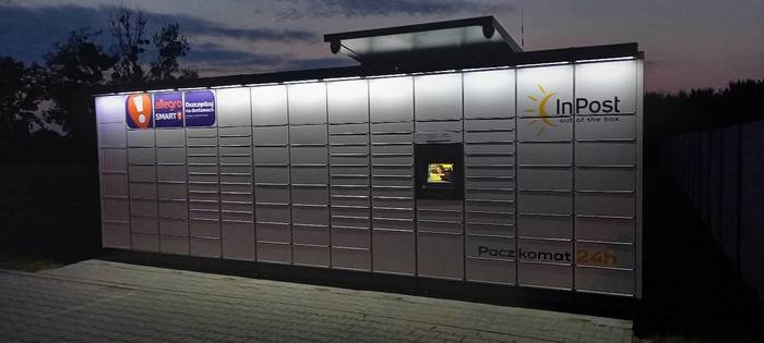 Поштомат RES01M przy myjni Ekowash