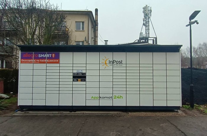 Paczkomat RGR01BAPP Przy parkingu