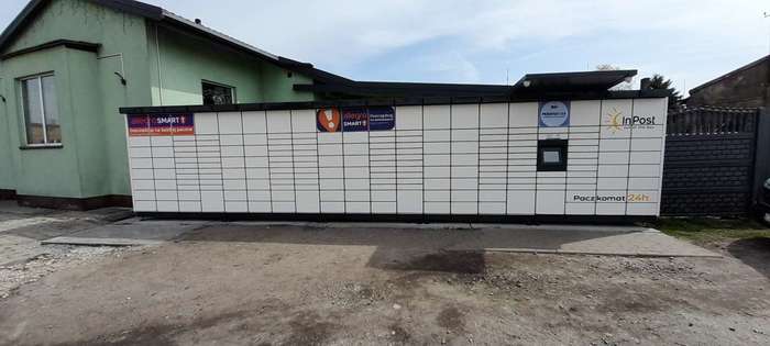Parcel Locker RGW02M Na parkingu hurtowni HAZET