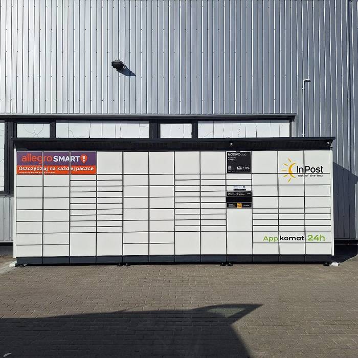 Paczkomat ROG03BAPP Przy parkingu