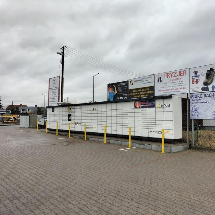 Paczkomat ROK01M Na parkingu Galerii Napoleońskiej