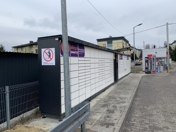 Paczkomat RSL10A Stacja paliw Circle K