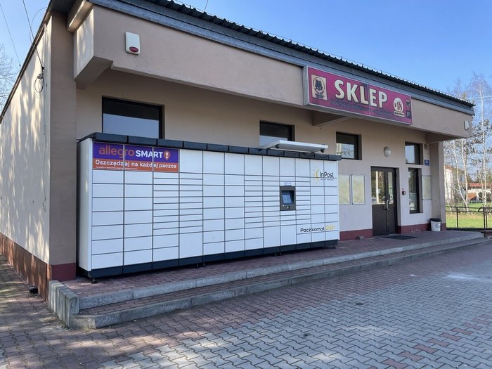 Paczkomat RUDX01M Przy sklepie spożywczym