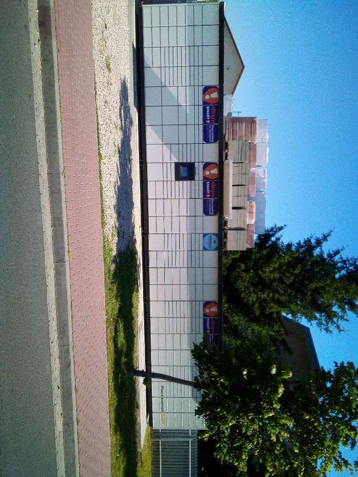 Paczkomat RWL01M Przy składzie budowlanym