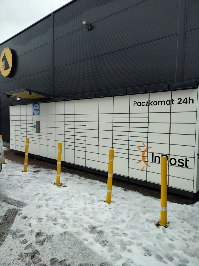 Parcel Locker RYB04N Przy markecie Netto