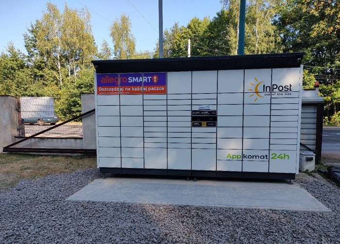 Paczkomat RYB06BAPP przy hurtowni elektrycznej Elektro SES