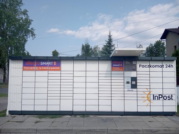 Parcel Locker RYB15N Na stacji paliw BP