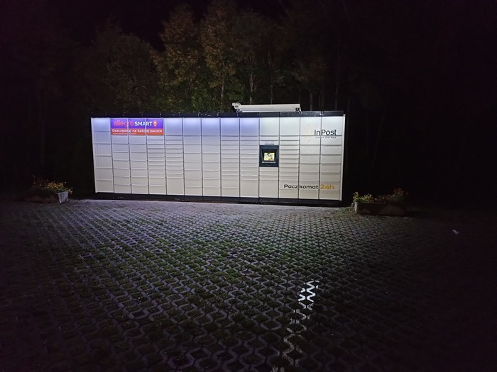 Parcel Locker RYB56M Na wewnętrznym parkingu