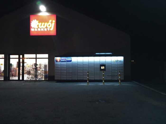 Paczkomat RYC01M Przy sklepie Twój Market
