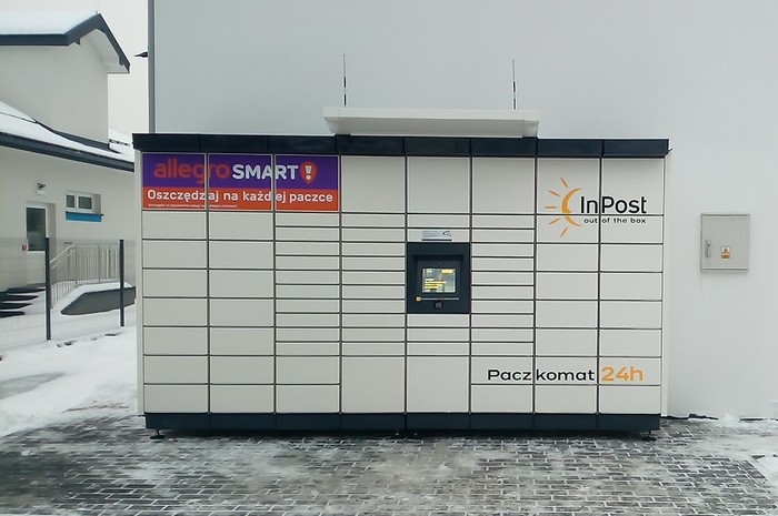 Paczkomat RYG02M Na Stacji Paliw