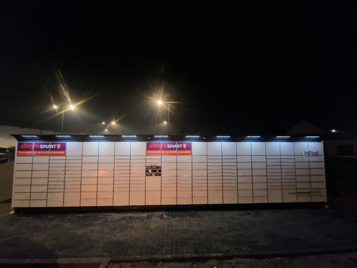 Paczkomat RZD01BAPP Przy sklepie LIDL