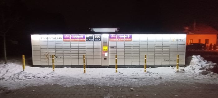 Поштомат RZE20A Przy sklepie Delikatesy Centrum