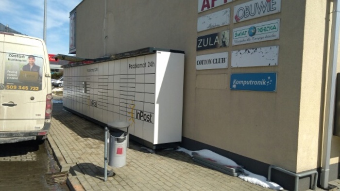 Paczkomat SAN02N Przy sklepie Pepco
