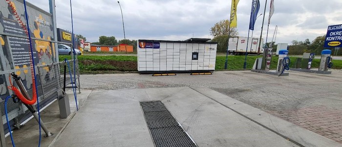 Paczkomat SAN05M Przy myjni bezdotykowej Wulkanex
