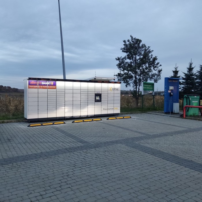 Paczkomat SBI02M Przy odkurzaczu