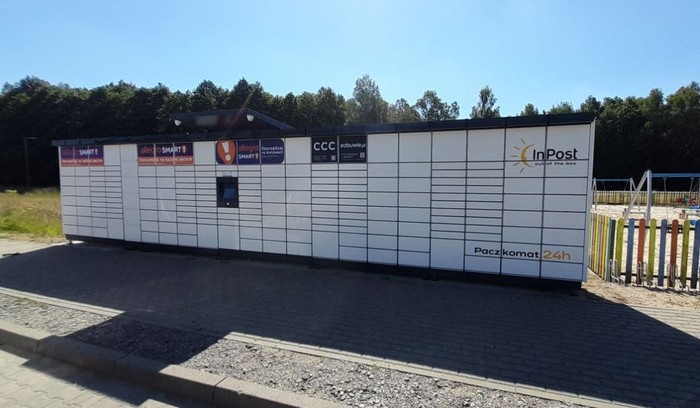 Paczkomat SBO01M przy Pasażu Handlowym