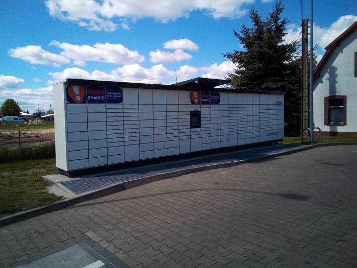 Paczkomat SCT03M przy Lidlu