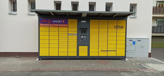 Parcel Locker SCZ01E Przy sklepie spożywczym