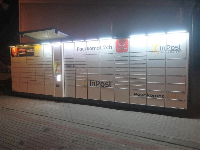 Paczkomat SEN01A Przy sklepie Lewiatan