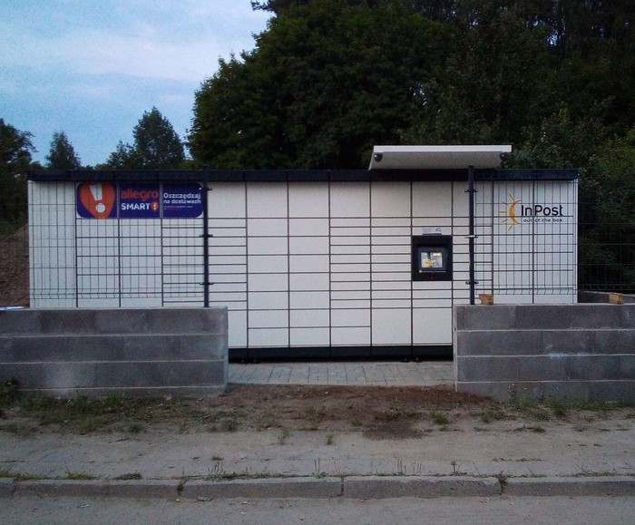 Parcel Locker SEP03M Przy ulicy