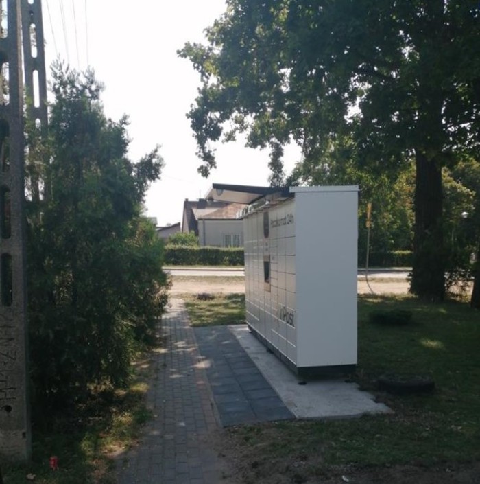 Paczkomat SEY01M przy sklepie Groszek