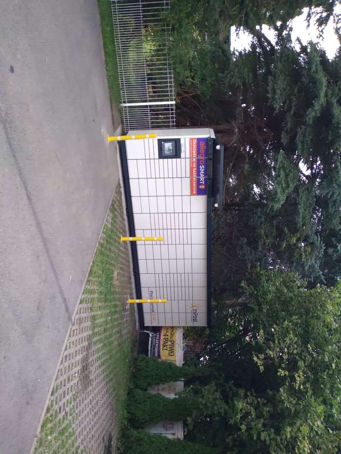 Поштомат SGY01M Przy parkingu.