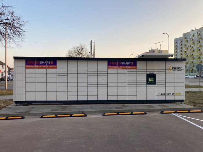 Paczkomat SID12M Przy Biedronce