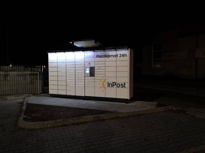 Parcel Locker SIE05N Przy parkingu sklepu Topaz