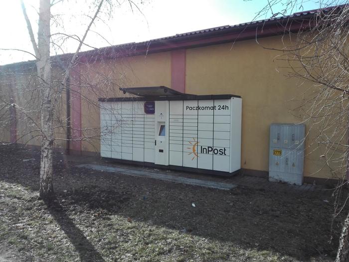 Paczkomat SIE08A Przy sklepie Action