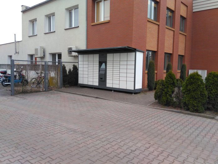 Paczkomat SIL01G Przy Urzędzie Gminy