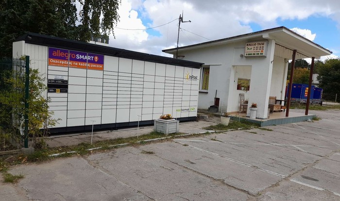 Paczkomat SIW02BAPP Obok HaloTaxi