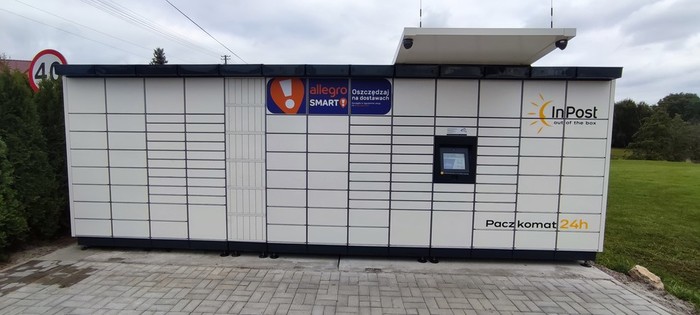 Paczkomat SKA10M Prywatna działka - magazyn