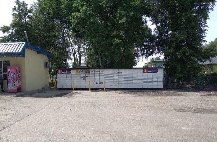 Paczkomat SKI02N Stacja paliw MZK