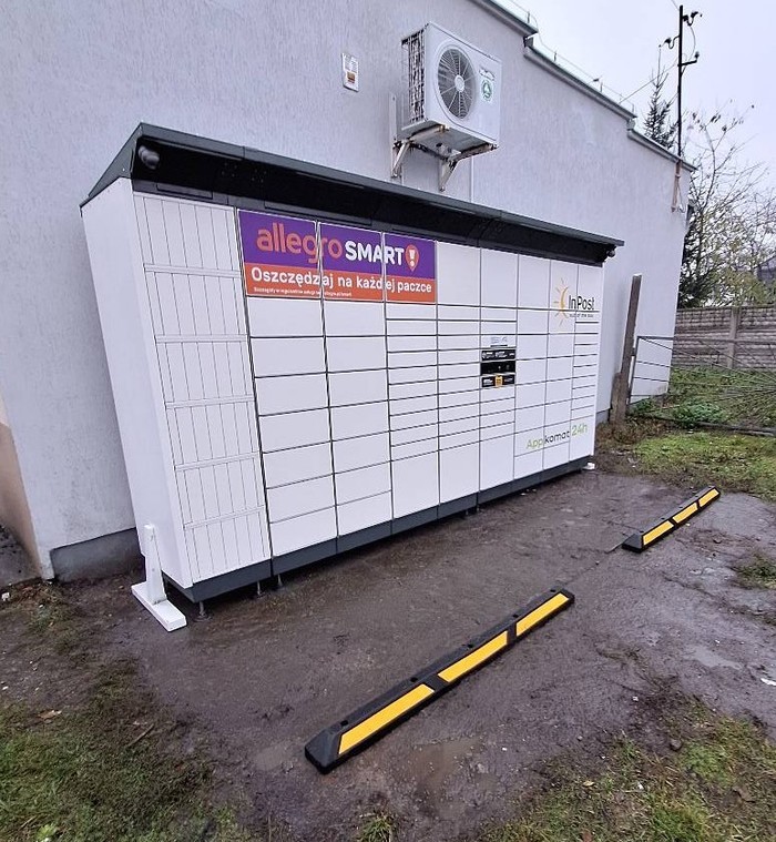 Parcel Locker SKIQ01BAPP Przy sklepie spożywczym