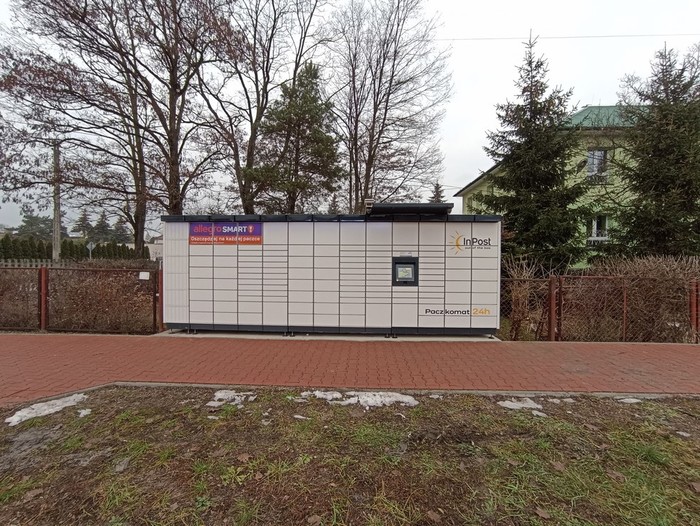 Paczkomat SKK14M przy Ośrodku Szkolno-wychowawczym