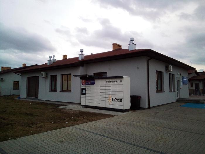 Поштомат SKW03M Na parkingu przychodni La Medica