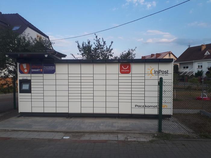 Paczkomat SLB04M na posesji