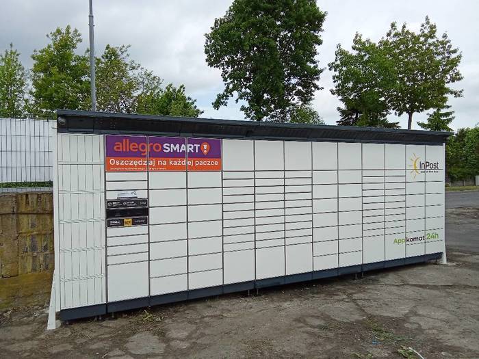 Paczkomat SLP01BAPP Przy hurtowni Metpol