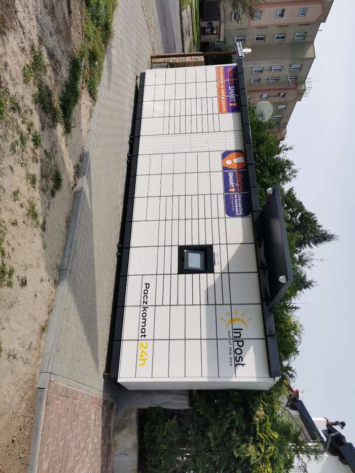 Paczkomat SLU12M Salon Fryzjerski -Fabryka Fryzur