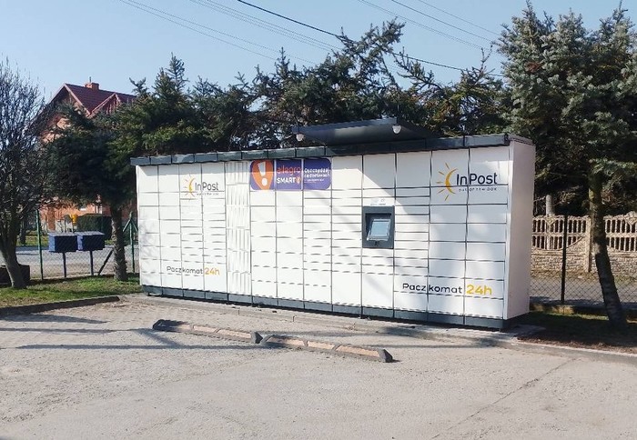 Paczkomat SMA01M Przy sklepie spożywczym