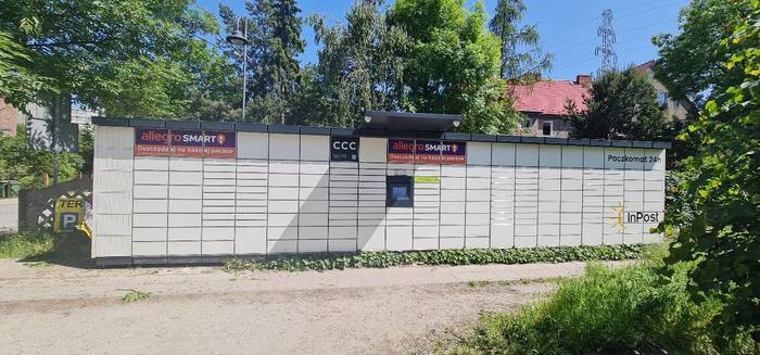Paczkomat SNC02M Przy sklepie spożywczym
